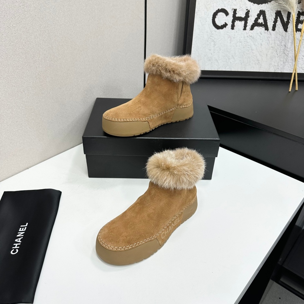 CHANEL Fur Trim Snow Boots Logo Rubber Sole Ankle Boots - Picture 2 of 9